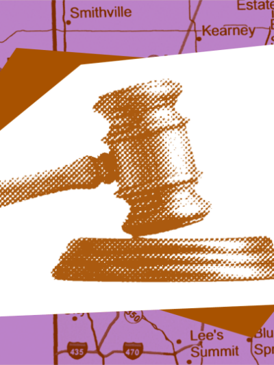 An image of a gavel striking a sound block