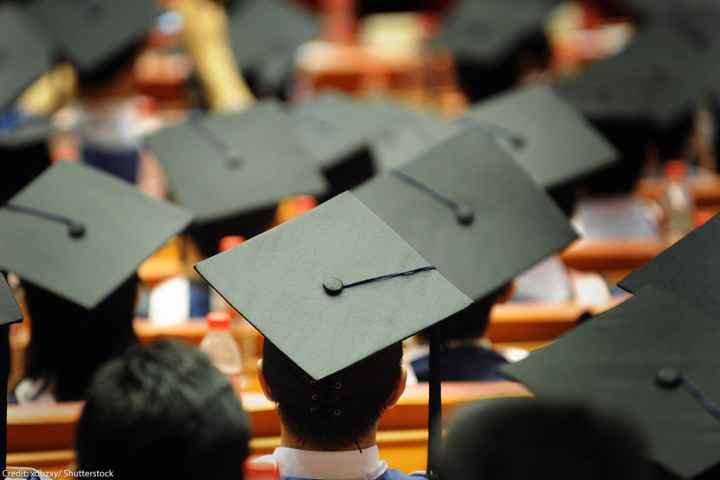 A group of graduating students.